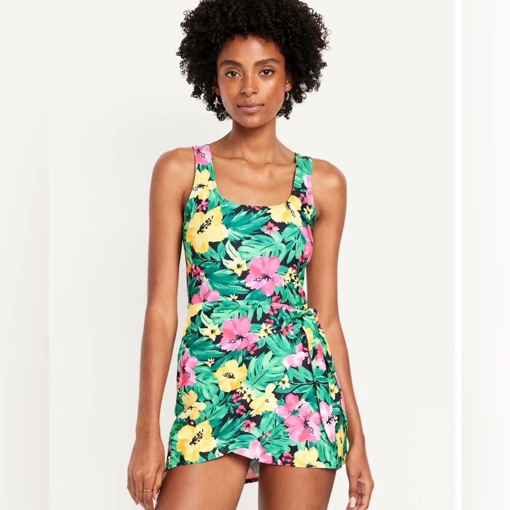 NWT Old Navy Wrap-Front Tropical Floral Swim dress Size Small